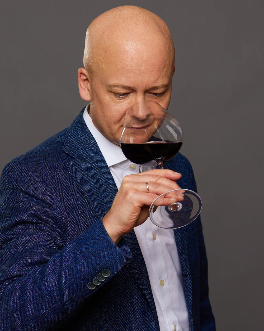 Rüdiger Kleinke – Sommelier bei der Verkostung